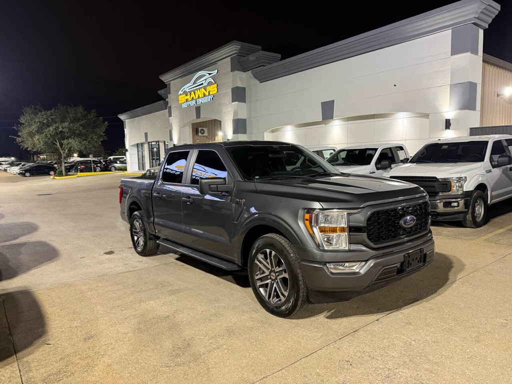 Ford F-150 Vehicle Full-screen Gallery Image 02