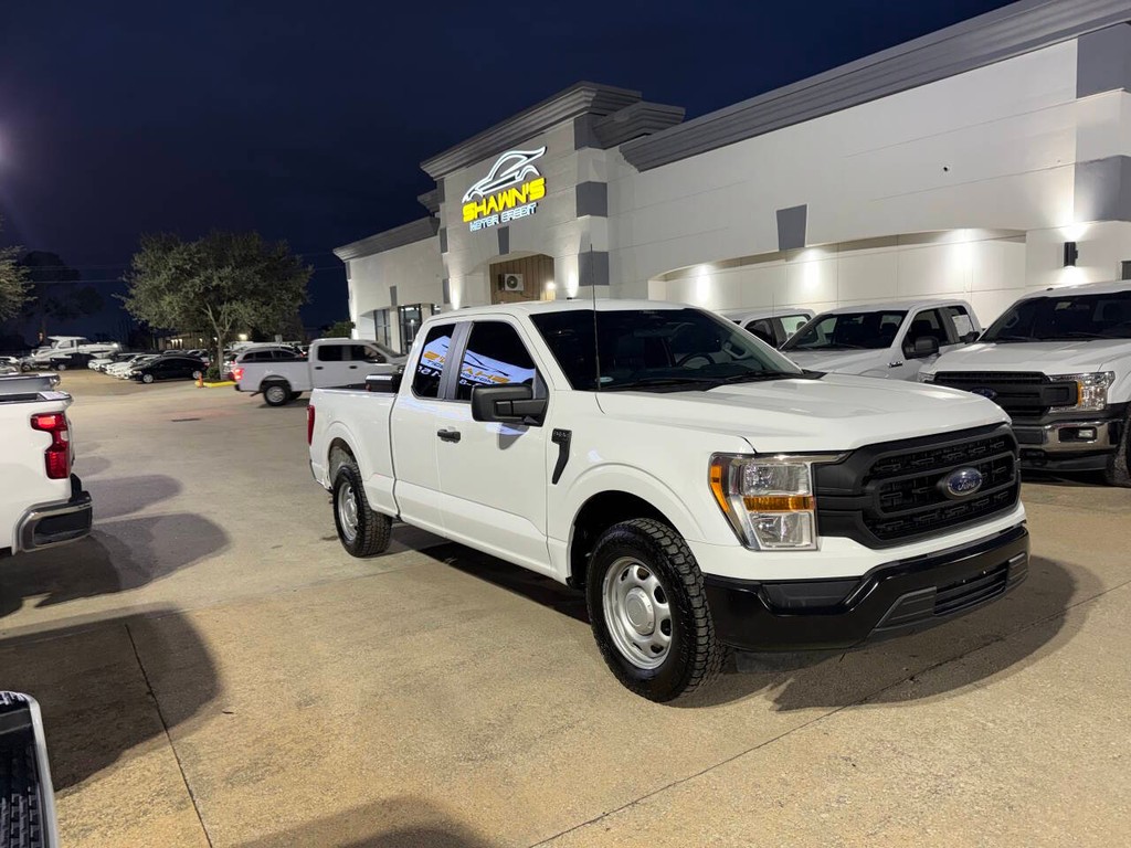 Ford F-150 Vehicle Full-screen Gallery Image 36