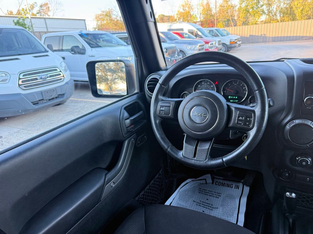 Jeep Wrangler Unlimited Vehicle Full-screen Gallery Image 19