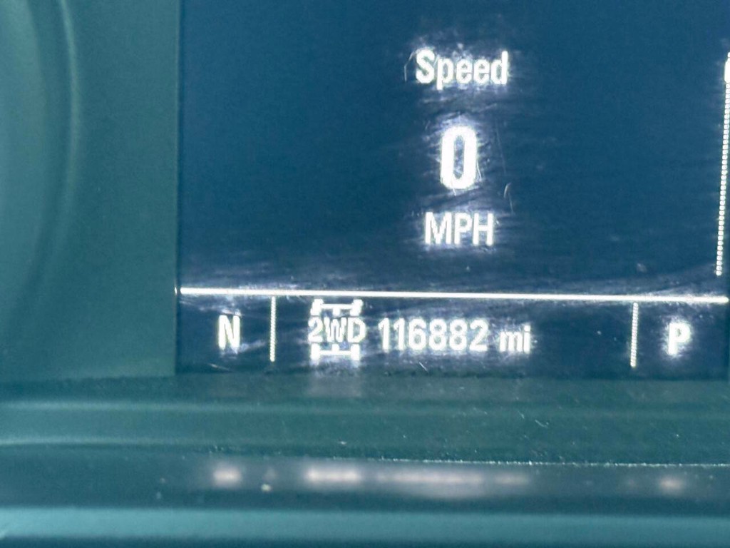 Chevrolet Silverado 1500 Vehicle Full-screen Gallery Image 34