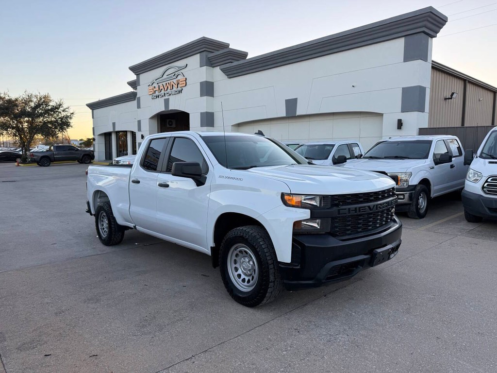 Chevrolet Silverado 1500 Vehicle Full-screen Gallery Image 42