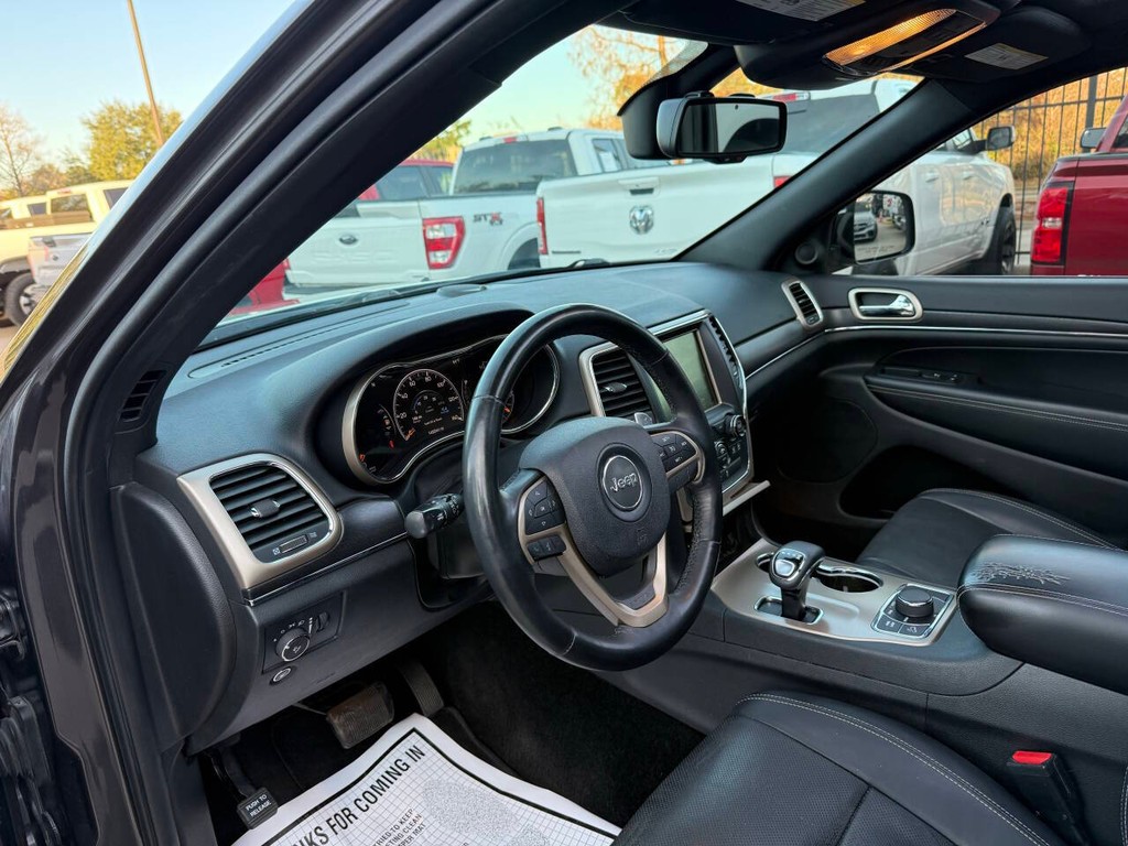 Jeep Grand Cherokee Vehicle Full-screen Gallery Image 06