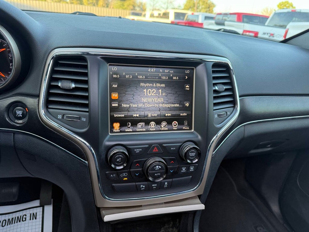 Jeep Grand Cherokee Vehicle Full-screen Gallery Image 24