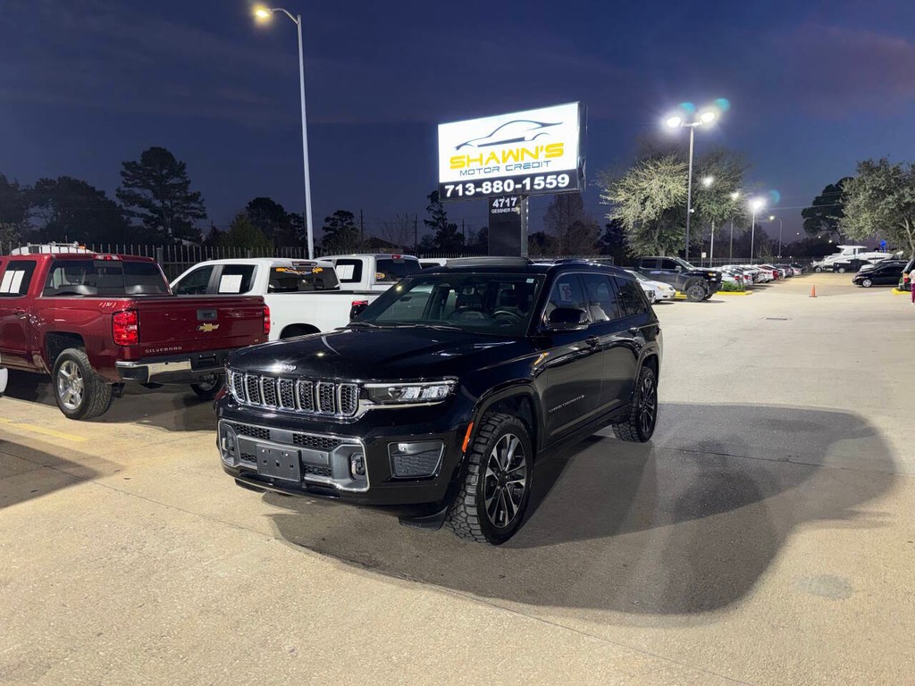 Jeep Grand Cherokee L Vehicle Full-screen Gallery Image 03