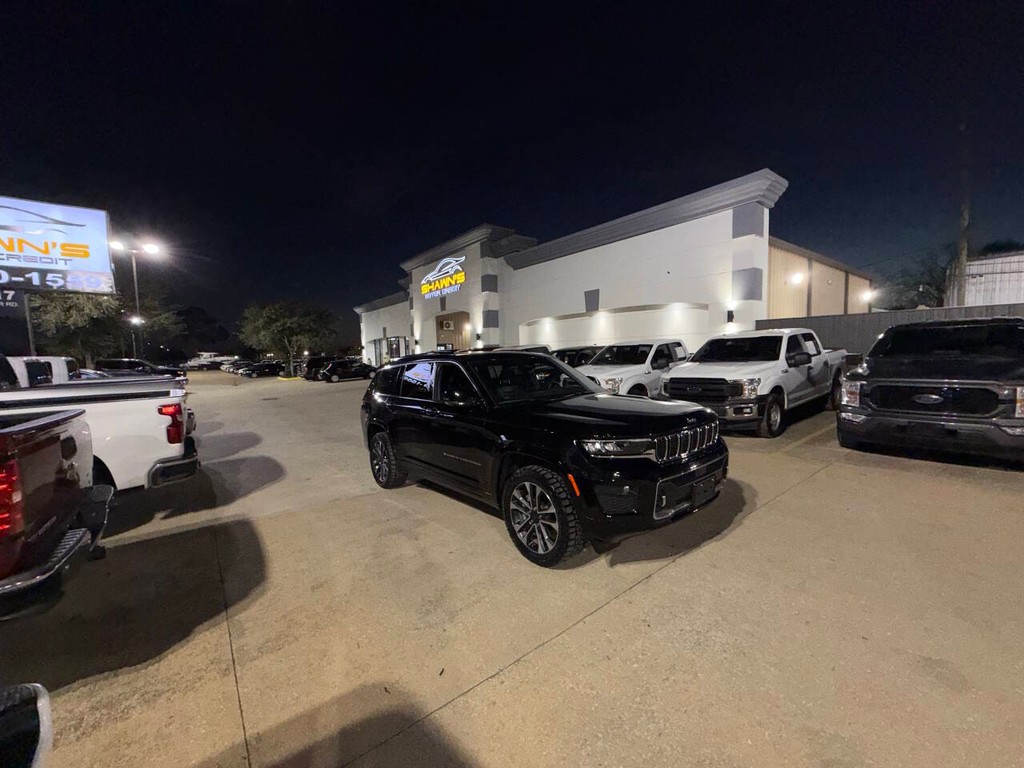 Jeep Grand Cherokee L Vehicle Full-screen Gallery Image 44