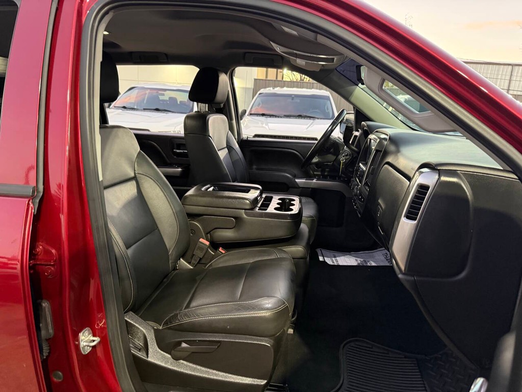 Chevrolet Silverado 1500 Vehicle Full-screen Gallery Image 10