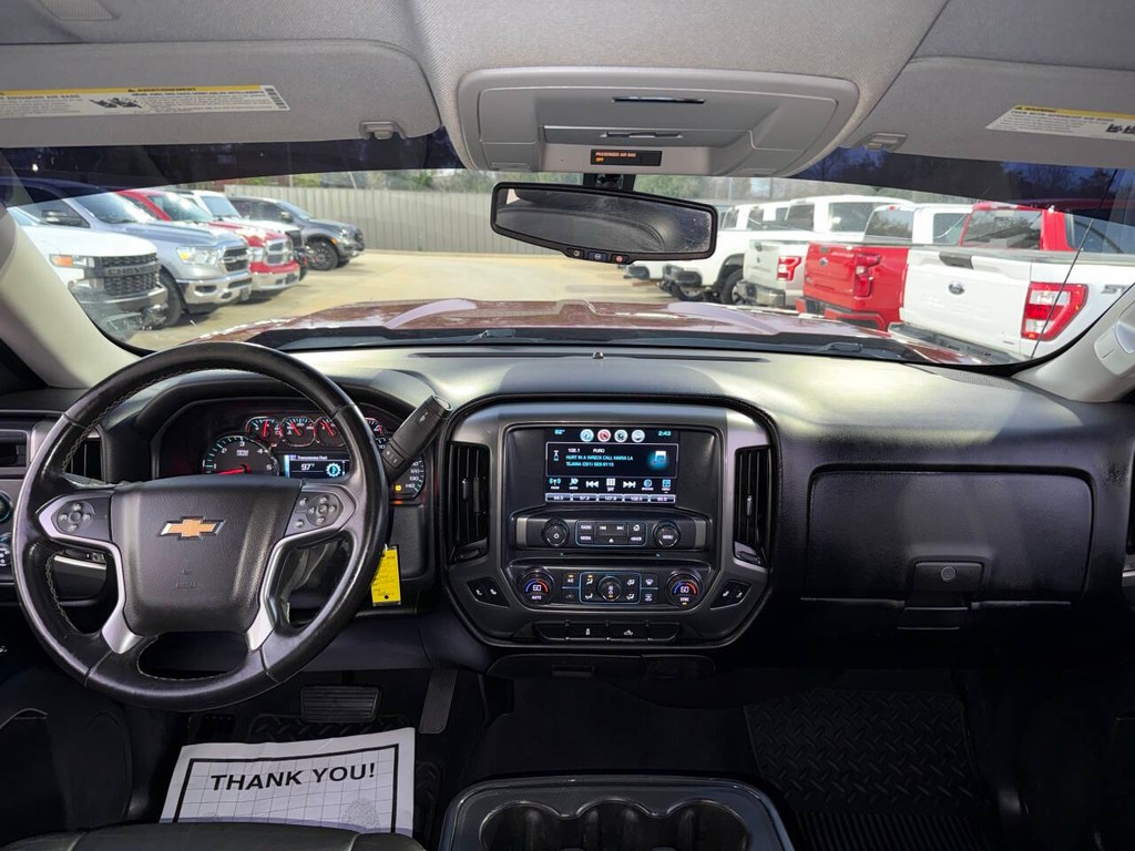 Chevrolet Silverado 1500 Vehicle Full-screen Gallery Image 17