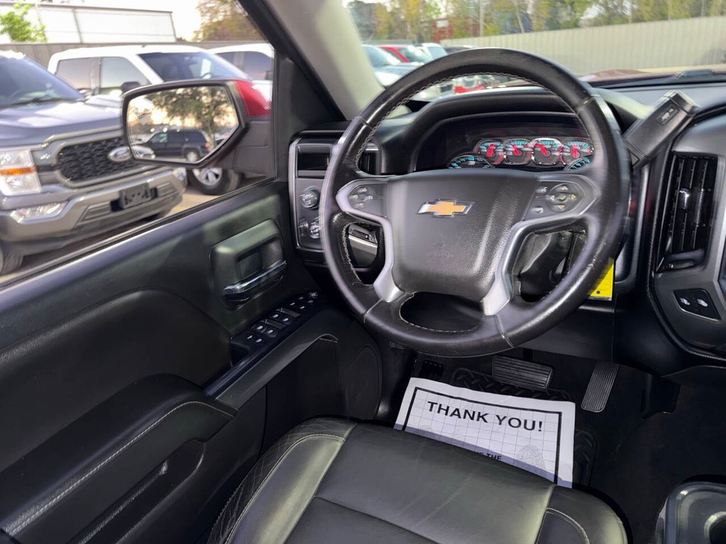 Chevrolet Silverado 1500 Vehicle Full-screen Gallery Image 19