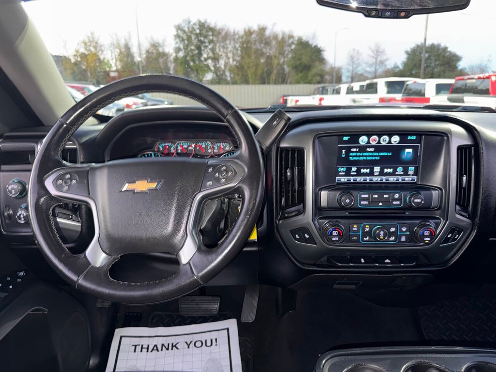 Chevrolet Silverado 1500 Vehicle Full-screen Gallery Image 20