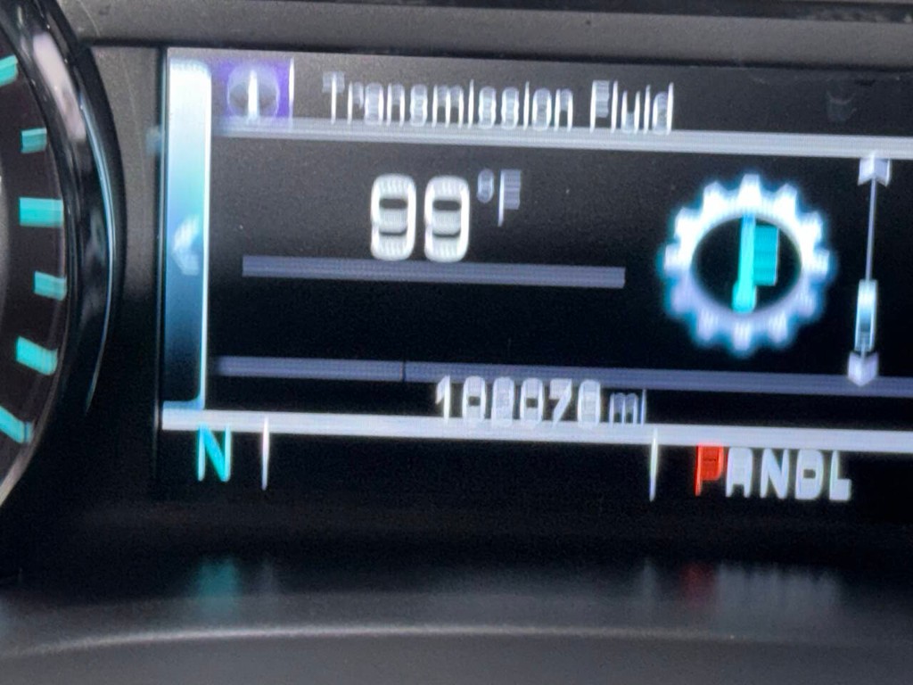 Chevrolet Silverado 1500 Vehicle Full-screen Gallery Image 31