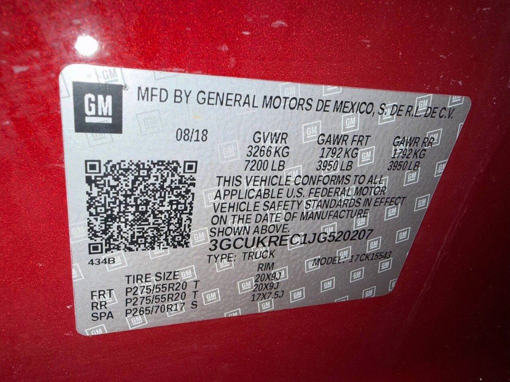 Chevrolet Silverado 1500 Vehicle Full-screen Gallery Image 32