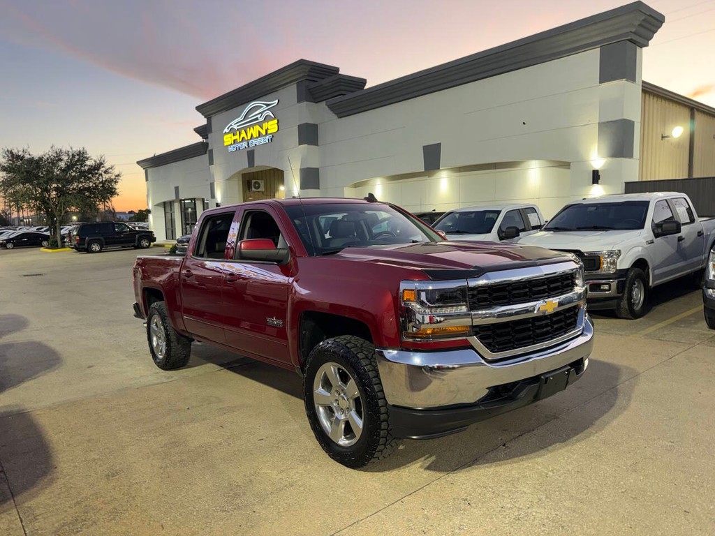 Chevrolet Silverado 1500 Vehicle Full-screen Gallery Image 40