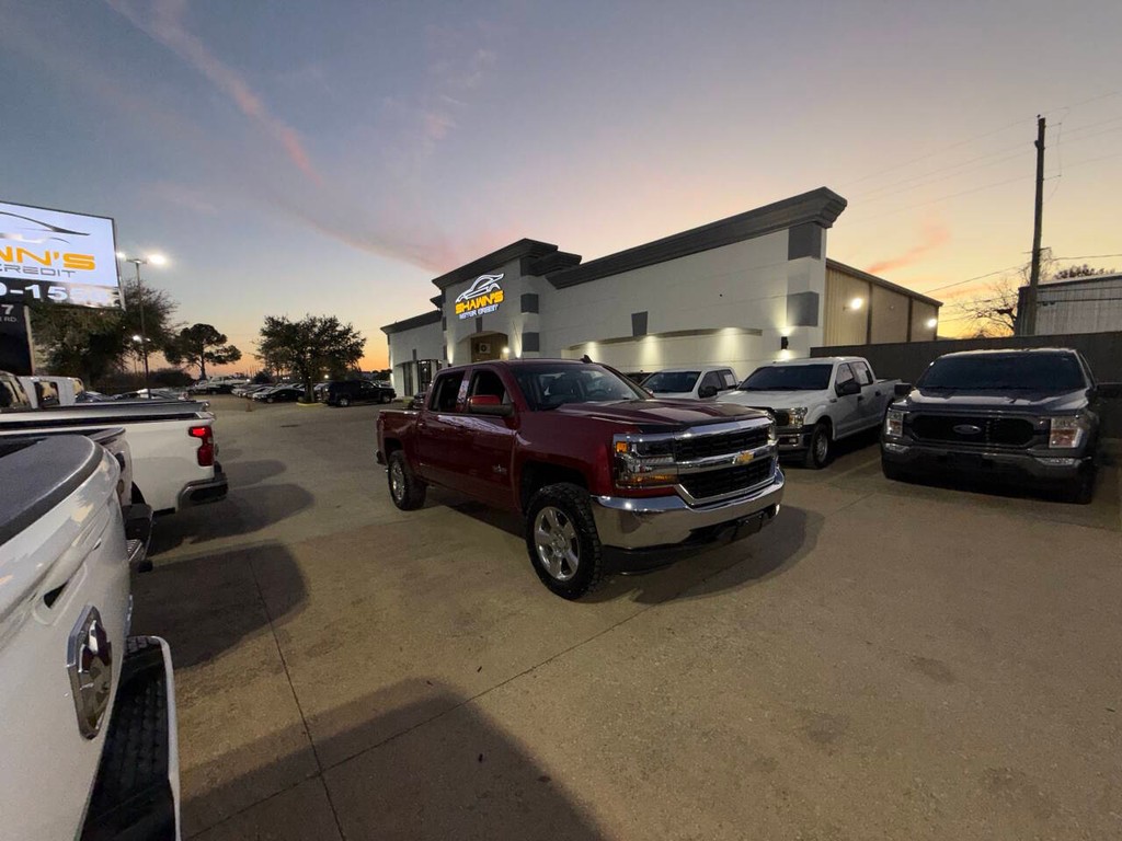 Chevrolet Silverado 1500 Vehicle Full-screen Gallery Image 42