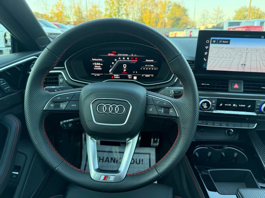 Audi S5 Sportback Vehicle Full-screen Gallery Image 22