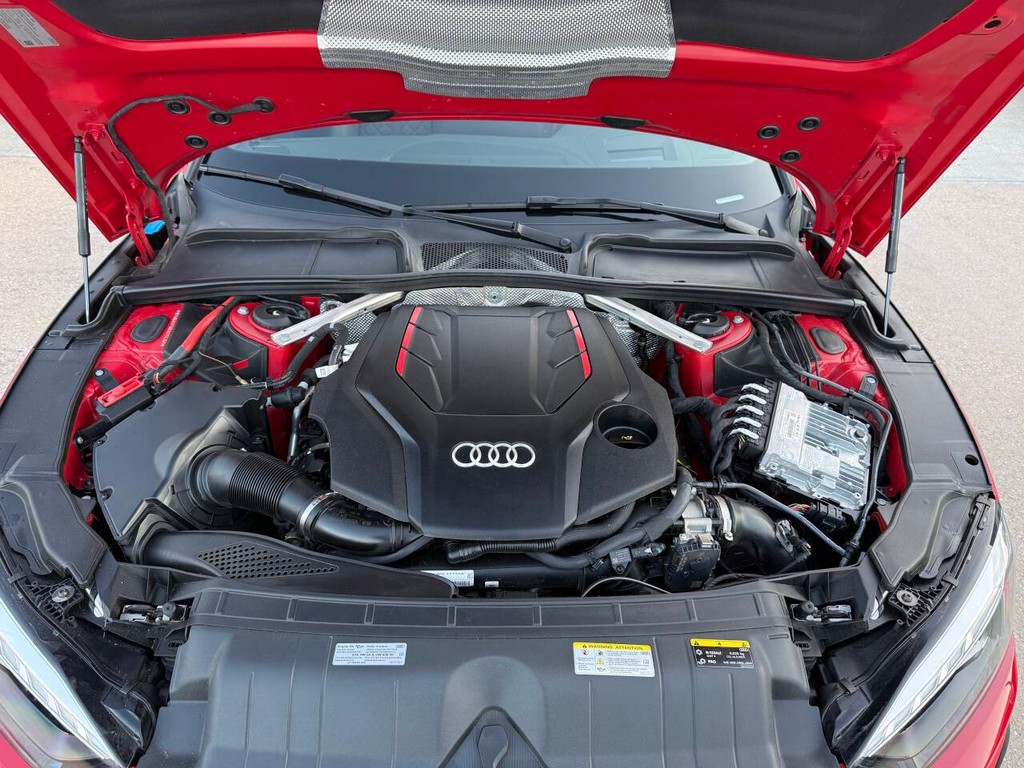 Audi S5 Sportback Vehicle Full-screen Gallery Image 35