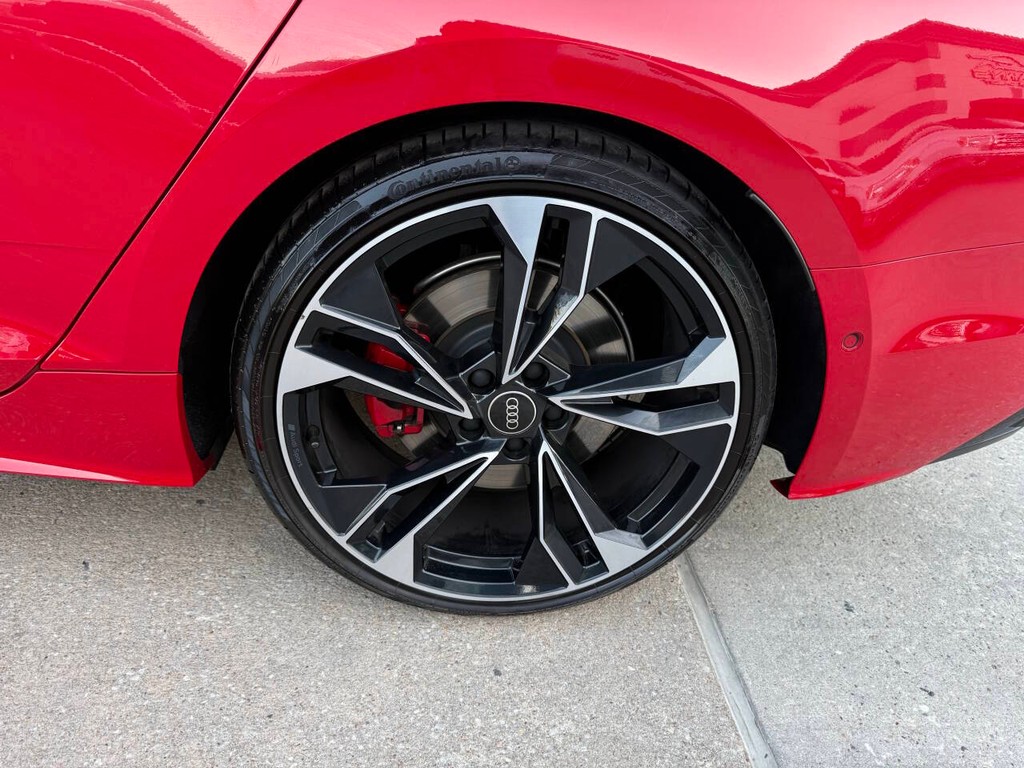 Audi S5 Sportback Vehicle Full-screen Gallery Image 36