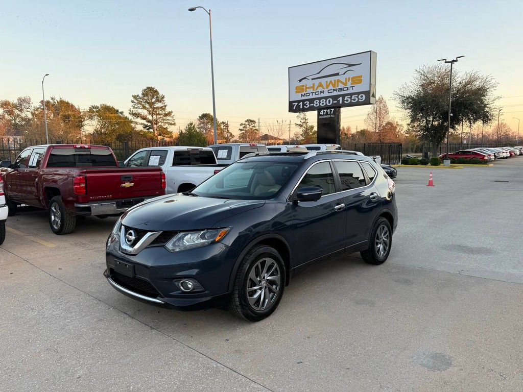 Nissan Rogue Vehicle Full-screen Gallery Image 03