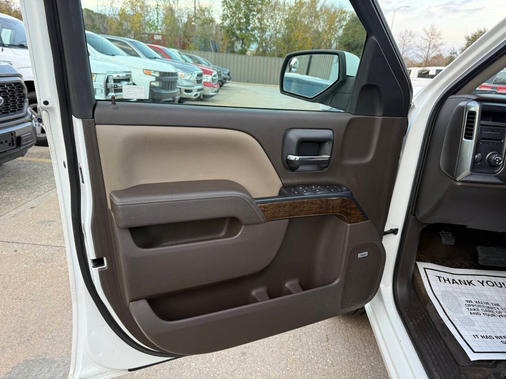 Chevrolet Silverado 1500 Vehicle Full-screen Gallery Image 08