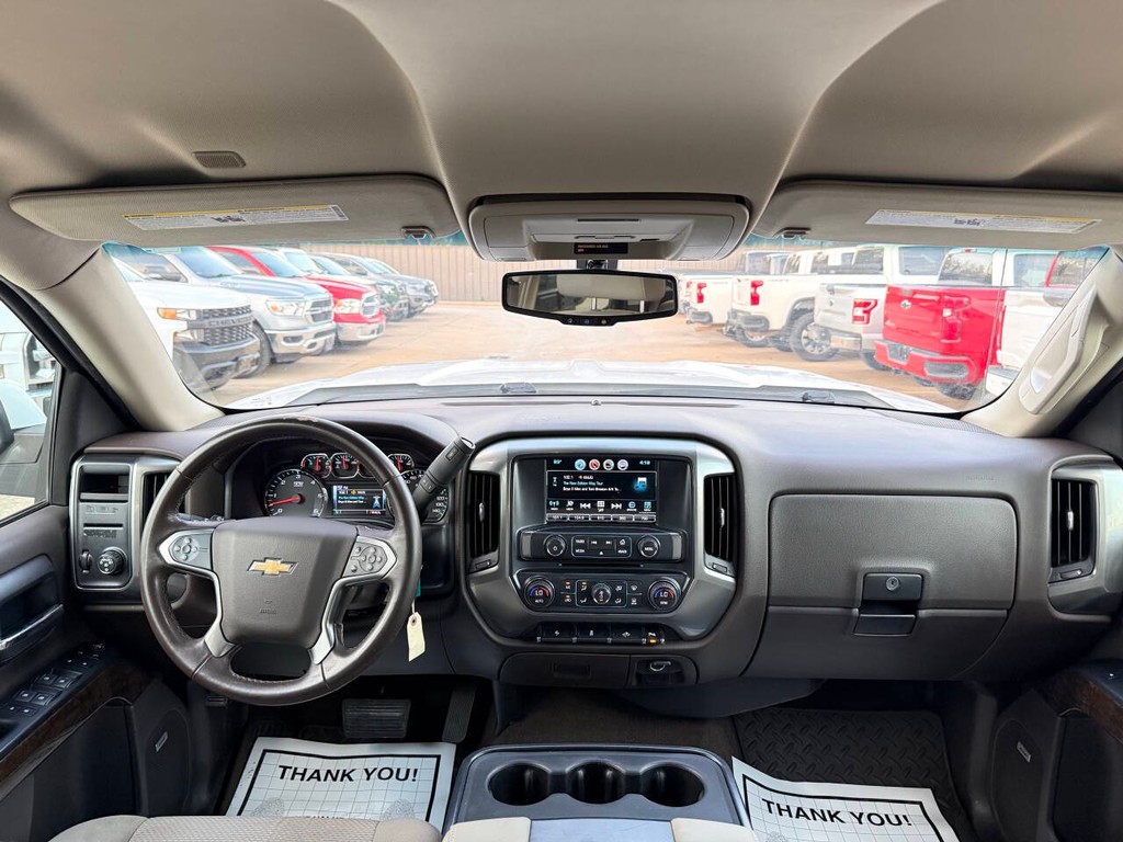 Chevrolet Silverado 1500 Vehicle Full-screen Gallery Image 18