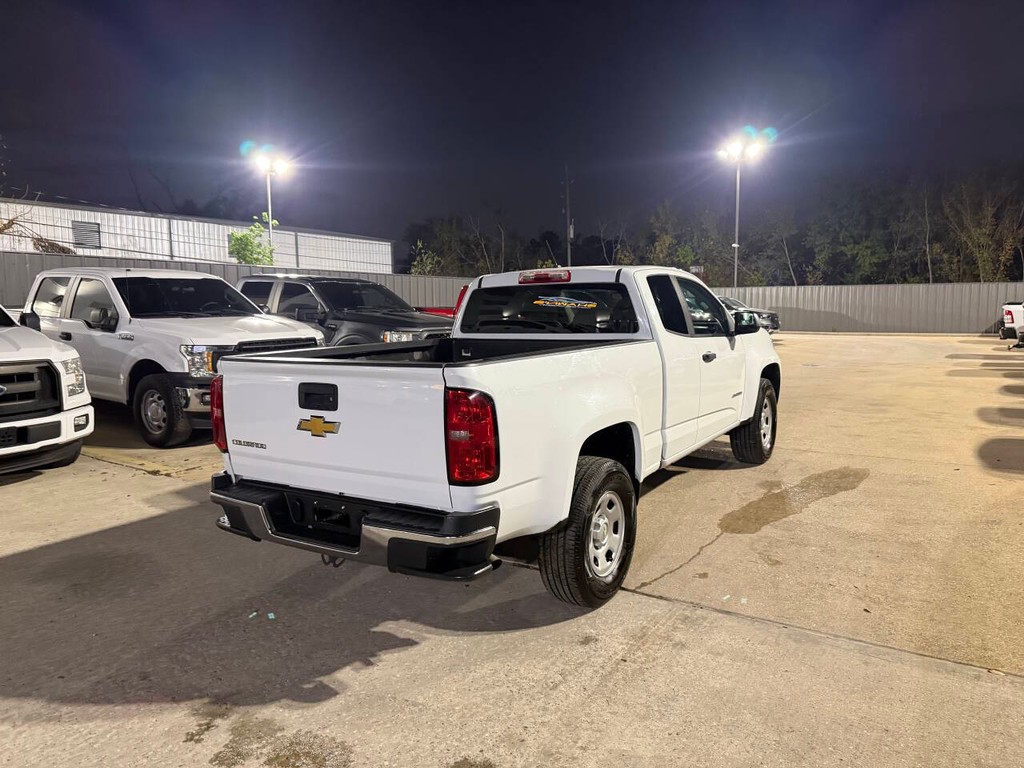 Chevrolet Colorado Vehicle Full-screen Gallery Image 05