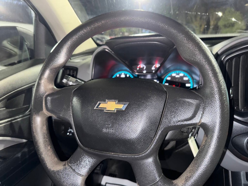 Chevrolet Colorado Vehicle Full-screen Gallery Image 21