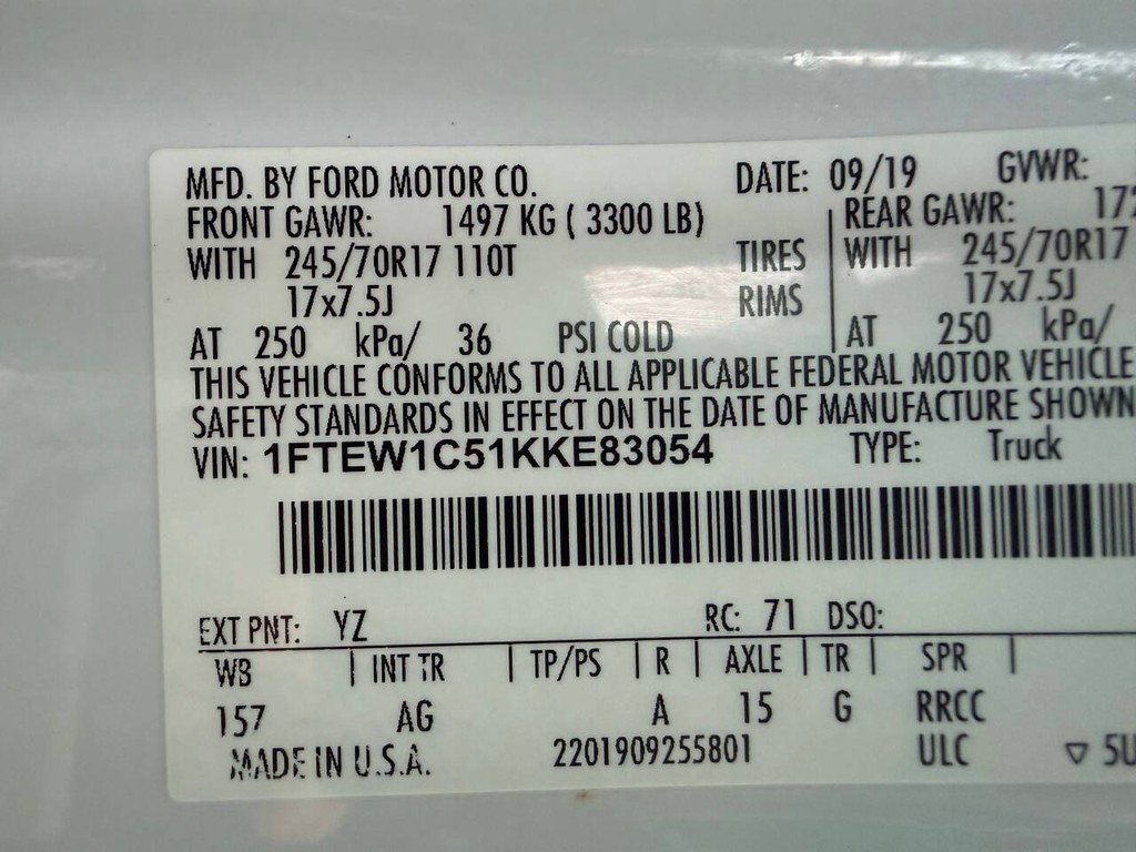 Ford F-150 Vehicle Full-screen Gallery Image 32