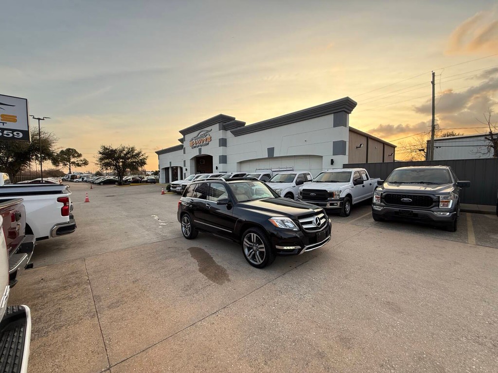 Mercedes-Benz GLK-Class Vehicle Full-screen Gallery Image 45