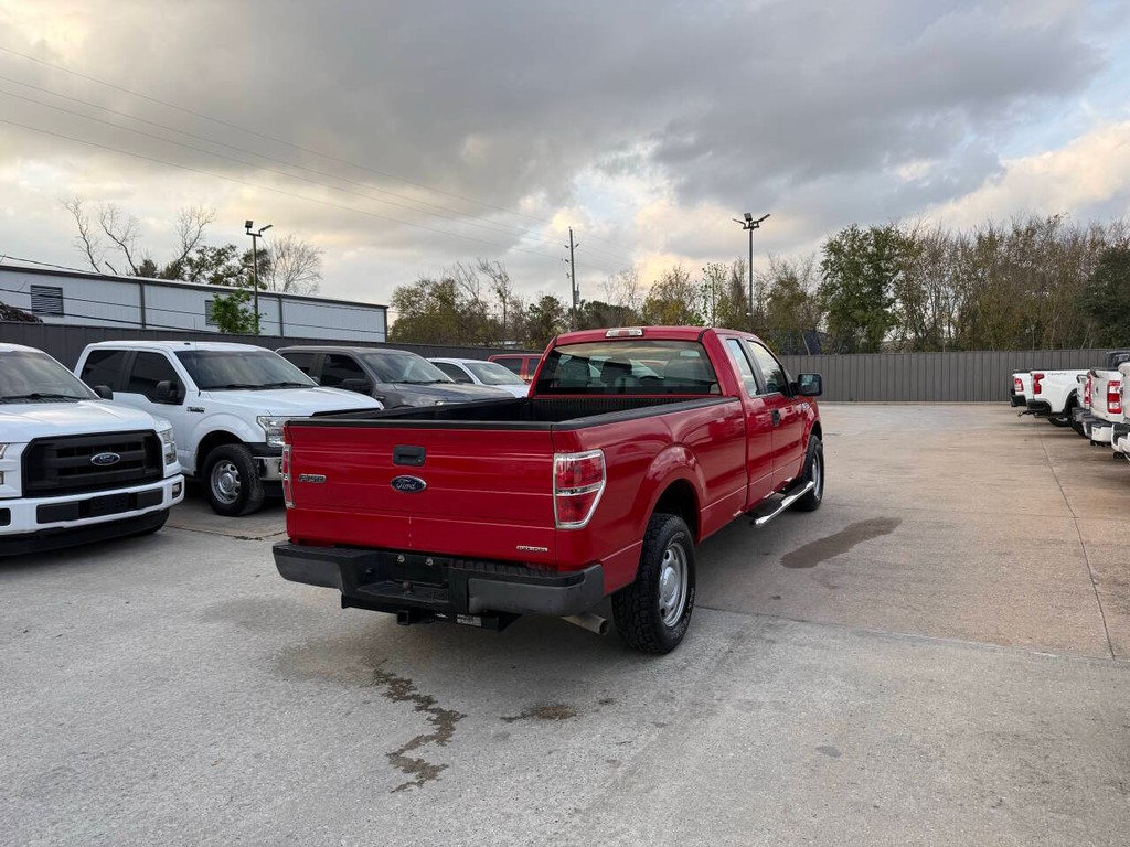 Ford F-150 Vehicle Full-screen Gallery Image 05