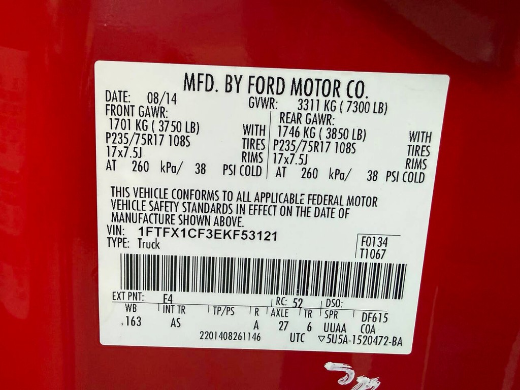 Ford F-150 Vehicle Full-screen Gallery Image 28