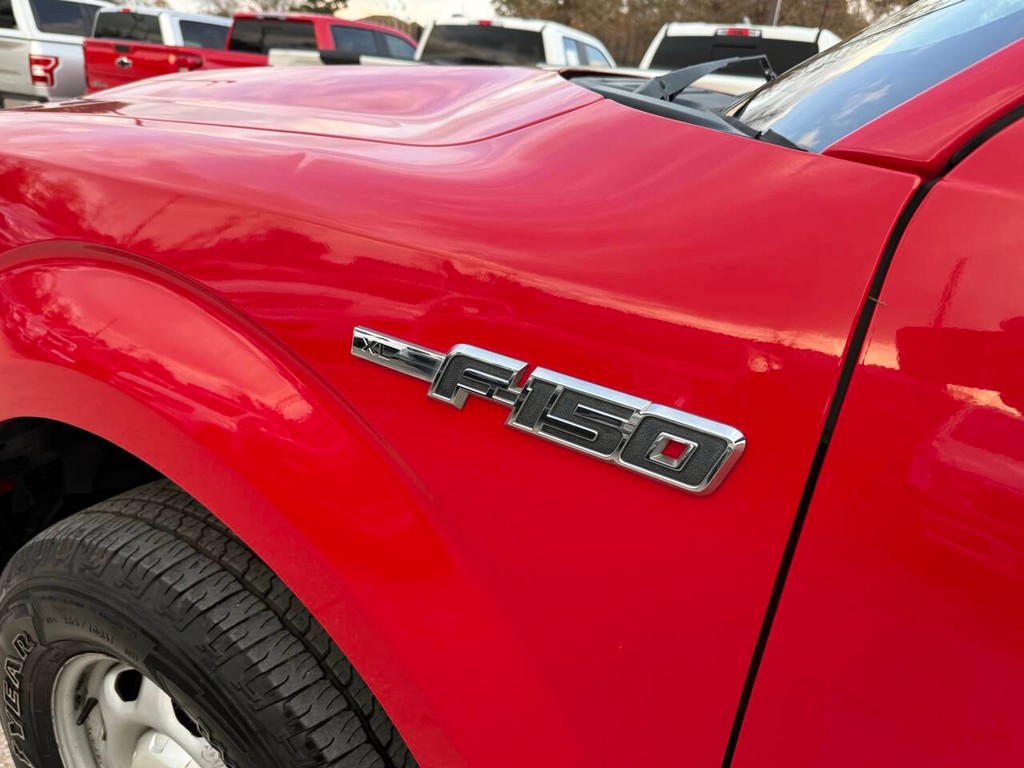 Ford F-150 Vehicle Full-screen Gallery Image 31