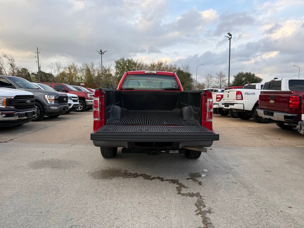 Ford F-150 Vehicle Full-screen Gallery Image 32