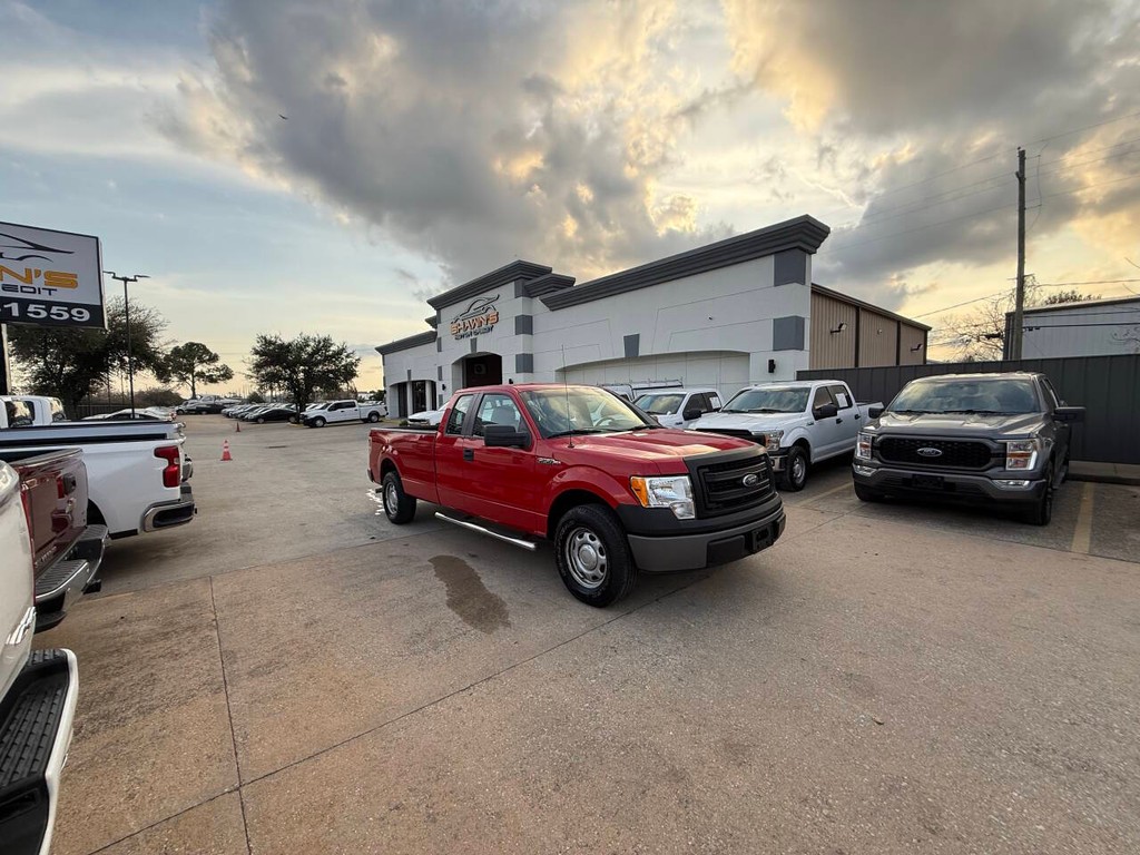 Ford F-150 Vehicle Full-screen Gallery Image 38