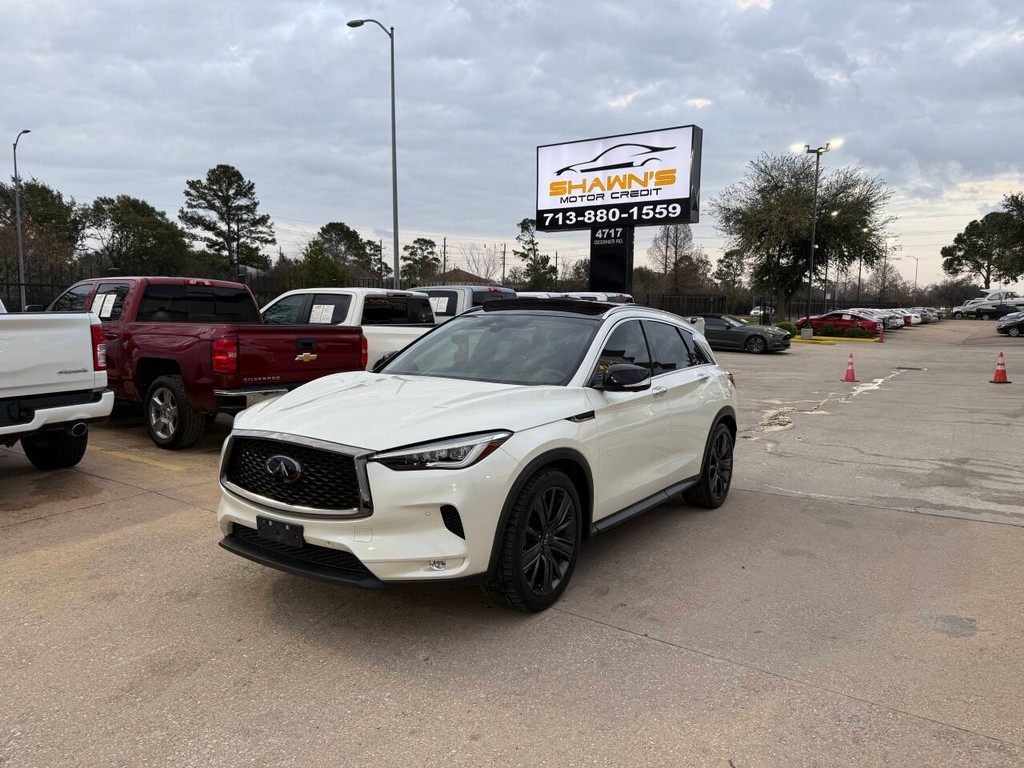 INFINITI QX50 Vehicle Full-screen Gallery Image 03