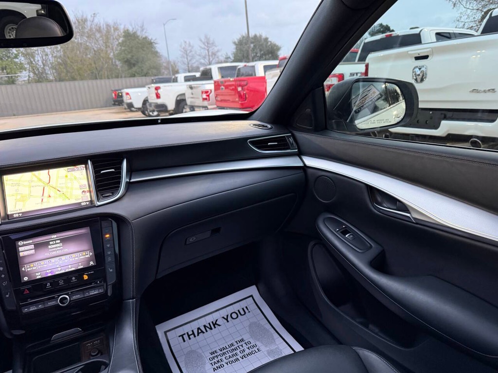 INFINITI QX50 Vehicle Full-screen Gallery Image 20