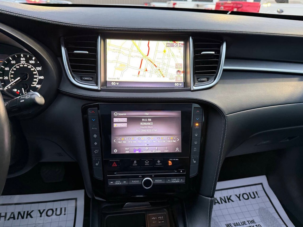 INFINITI QX50 Vehicle Full-screen Gallery Image 24