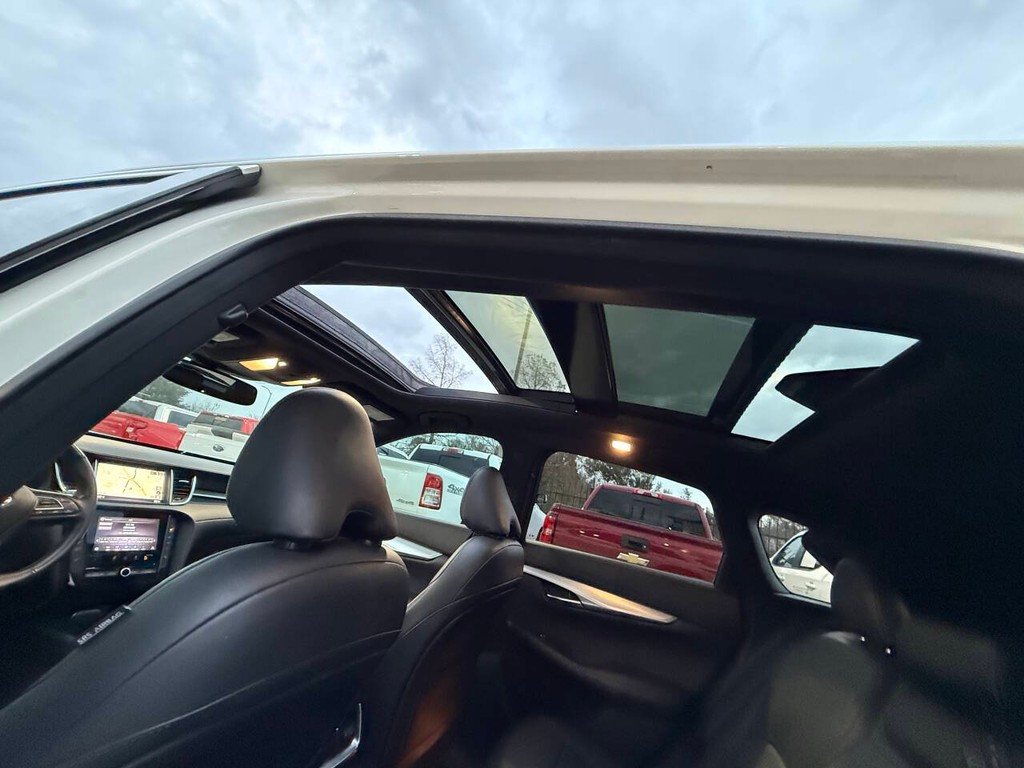 INFINITI QX50 Vehicle Full-screen Gallery Image 32