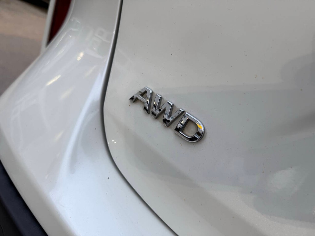 INFINITI QX50 Vehicle Full-screen Gallery Image 42