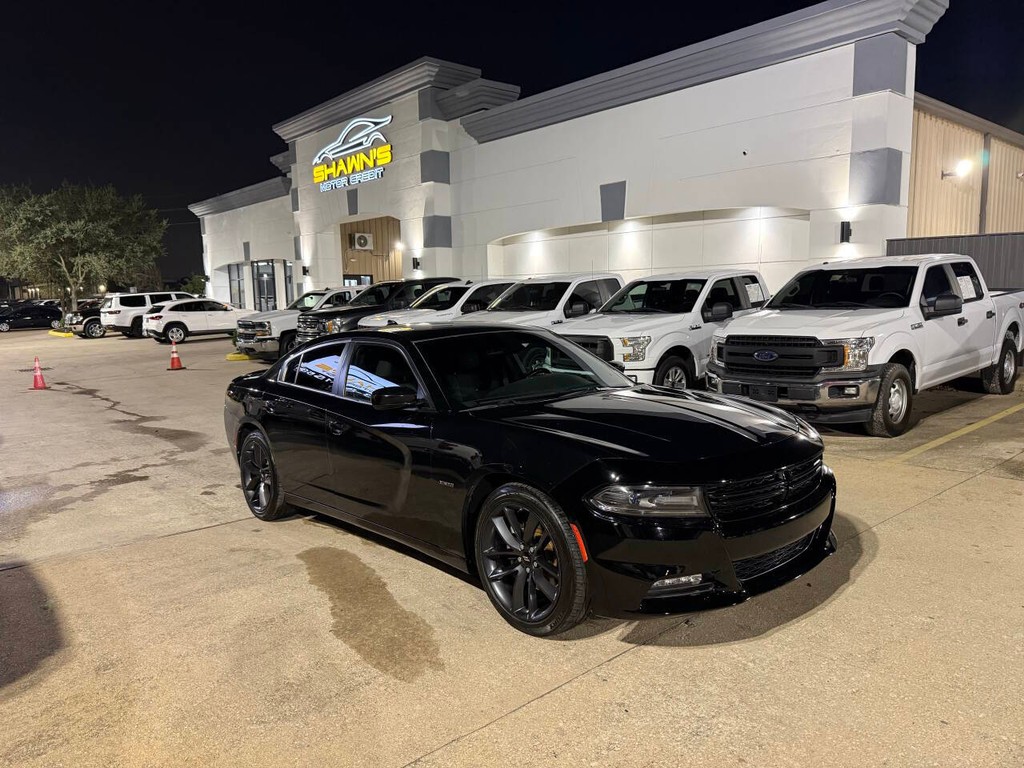 Dodge Charger Vehicle Full-screen Gallery Image 02