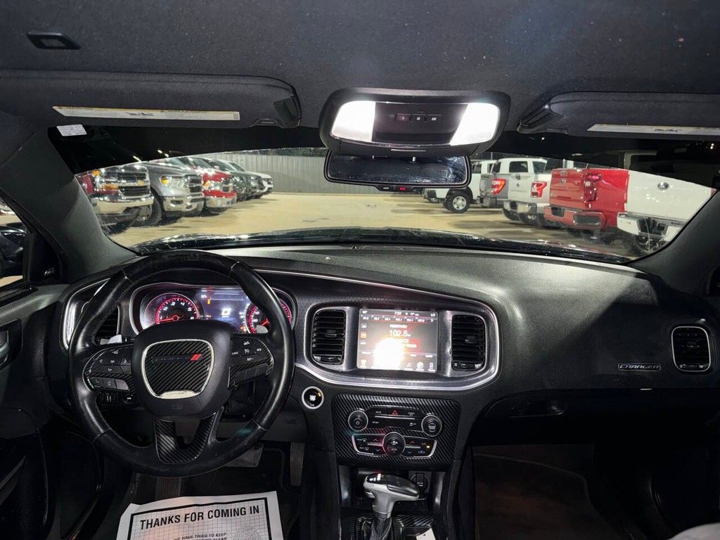 Dodge Charger Vehicle Full-screen Gallery Image 17