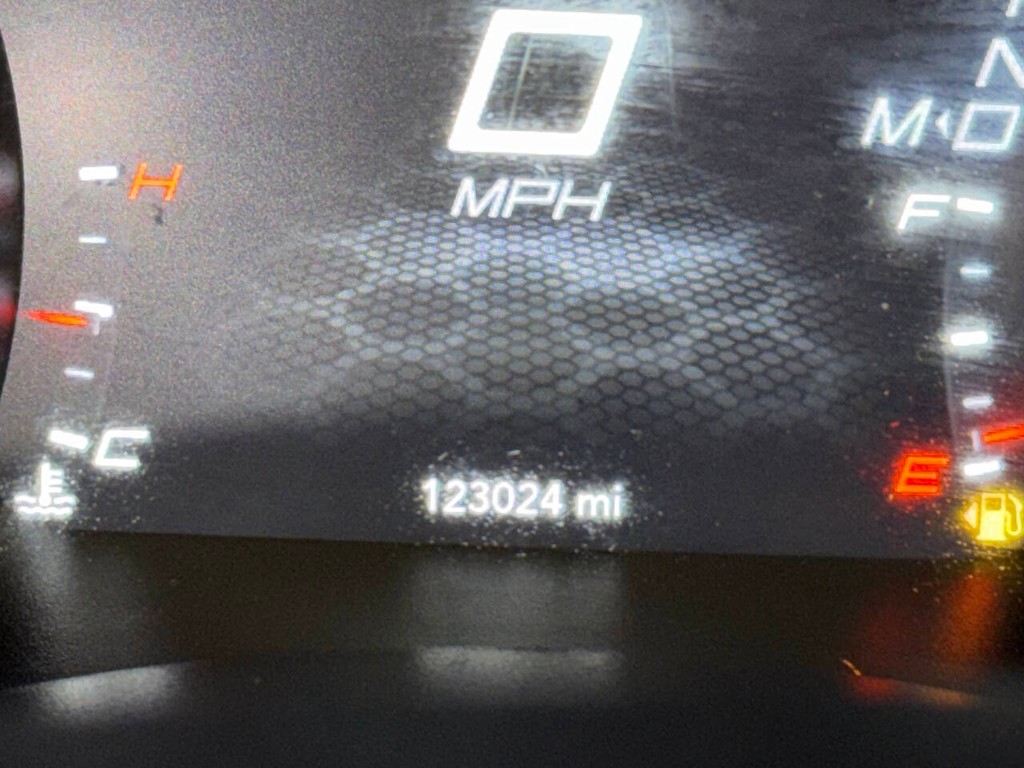 Dodge Charger Vehicle Full-screen Gallery Image 29