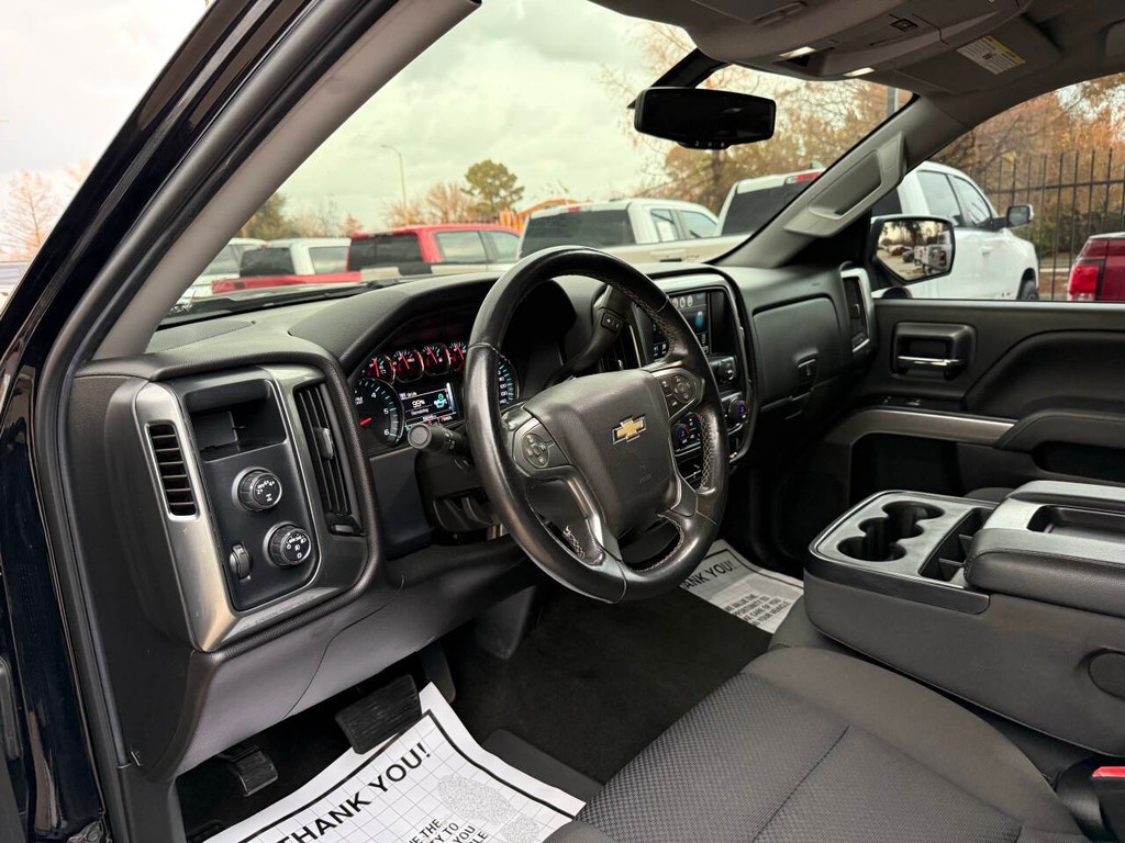 Chevrolet Silverado 1500 Vehicle Full-screen Gallery Image 06