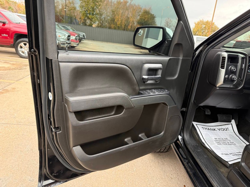 Chevrolet Silverado 1500 Vehicle Full-screen Gallery Image 08