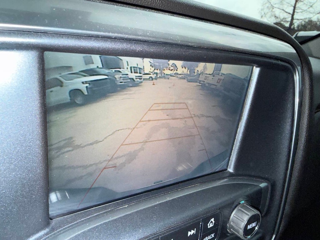 Chevrolet Silverado 1500 Vehicle Full-screen Gallery Image 27