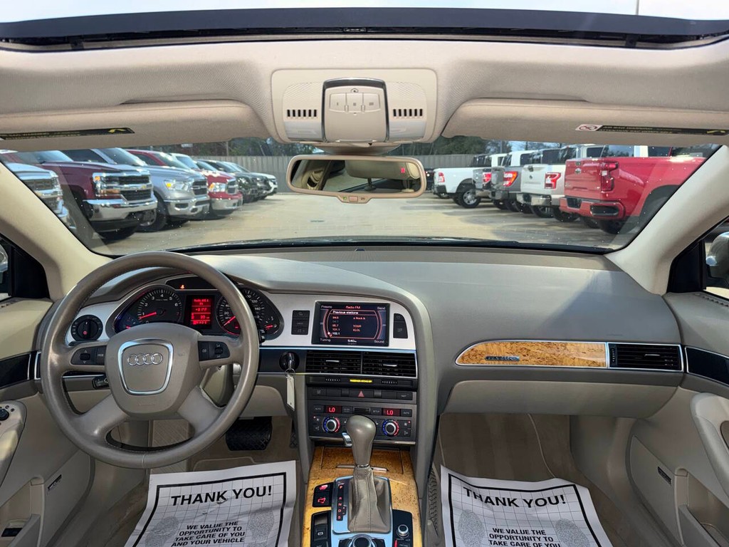 Audi A6 Vehicle Full-screen Gallery Image 17