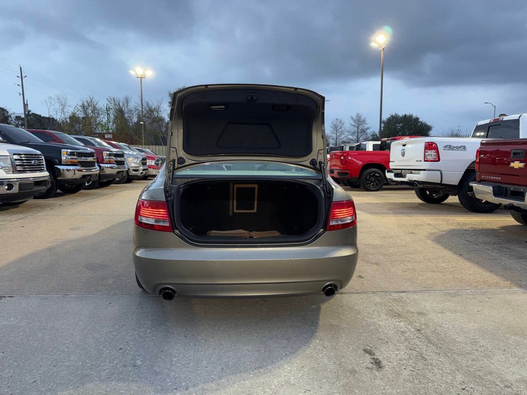 Audi A6 Vehicle Full-screen Gallery Image 36