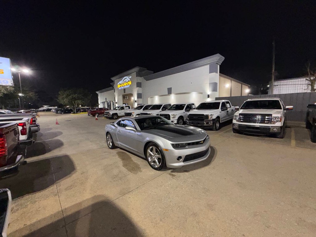 Chevrolet Camaro Vehicle Full-screen Gallery Image 35