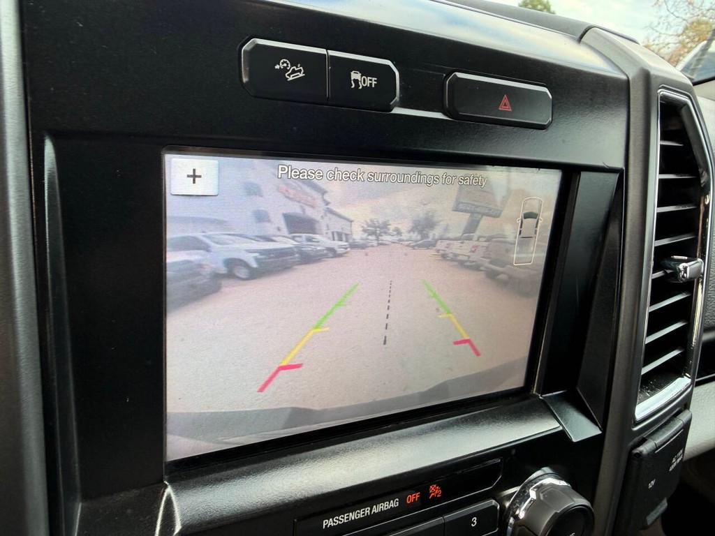 Ford F-150 Vehicle Full-screen Gallery Image 27