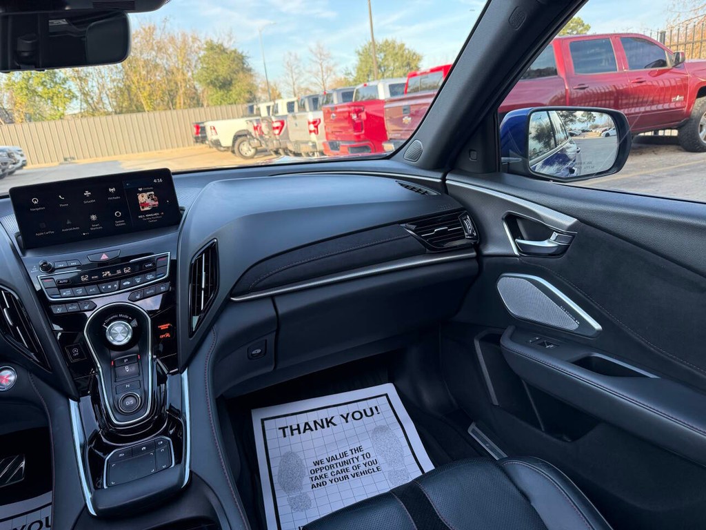 Acura RDX Vehicle Full-screen Gallery Image 20