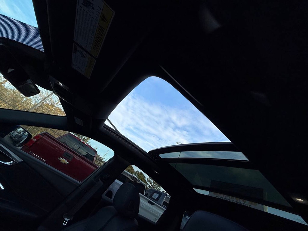 Acura RDX Vehicle Full-screen Gallery Image 33