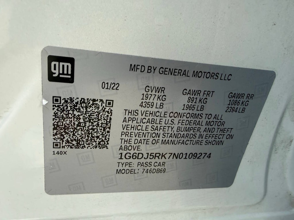 Cadillac CT4 Vehicle Full-screen Gallery Image 35